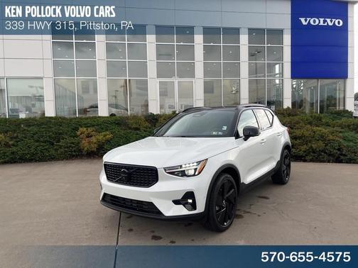 2026 Volvo XC40 B5 Ultra Black Edition