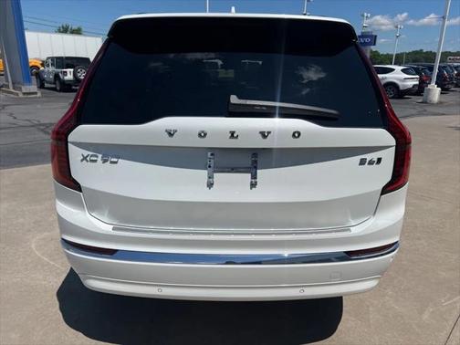 2026 Volvo XC90 B6 Plus 7-Seater