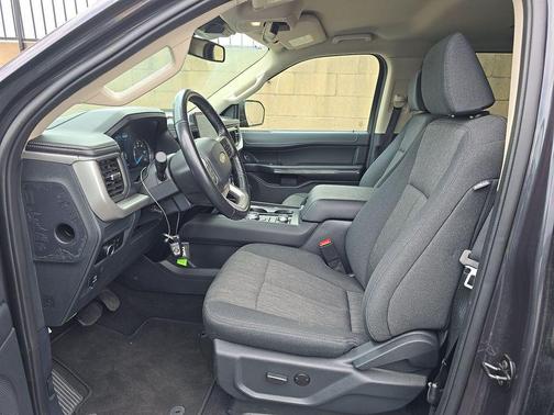 Gray Metallic 2024 Ford Expedition Max XLT