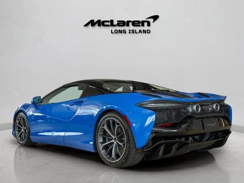 Paris Blue 2026 McLaren Artura Base