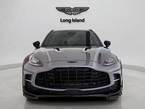 2025 Aston Martin DBX 707