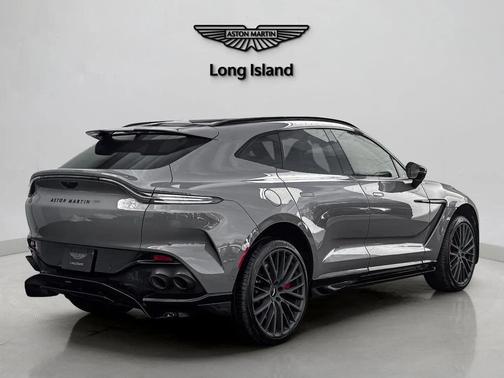 2025 Aston Martin DBX 707