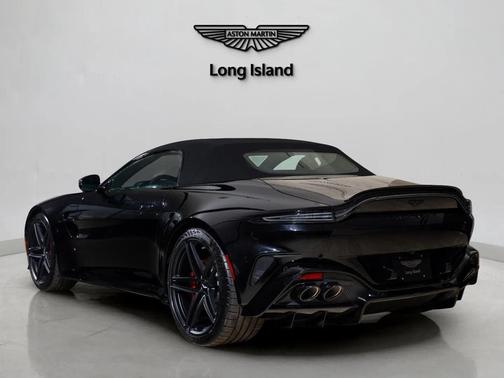 2026 Aston Martin Vantage Base