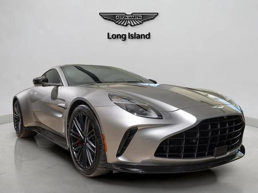 2025 Aston Martin Vantage Base