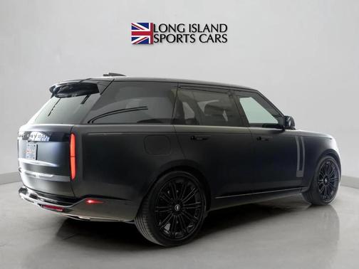 Santorini Black 2024 Land Rover Range Rover P400 SE