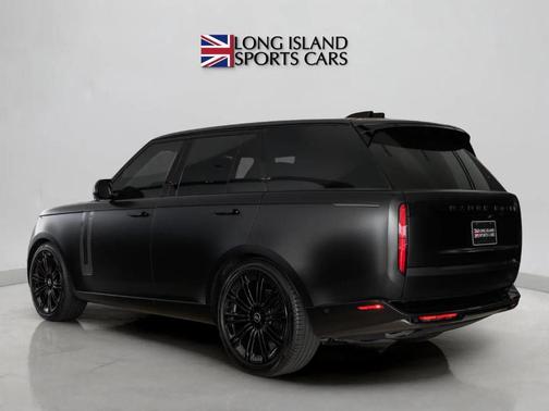 Santorini Black 2024 Land Rover Range Rover P400 SE