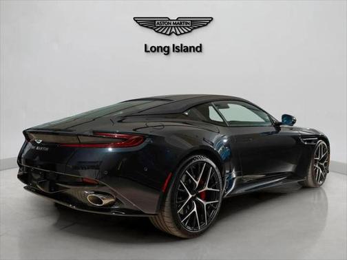 2024 Aston Martin DB12 Base