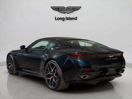 2024 Aston Martin DB12 Base