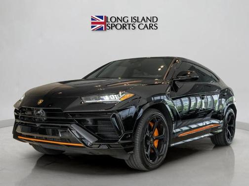 Black 2024 Lamborghini Urus S
