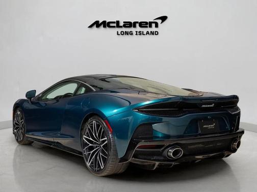 2023 McLaren GT Base