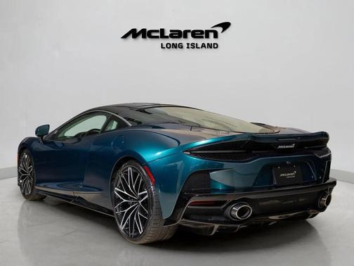 2023 McLaren GT Base