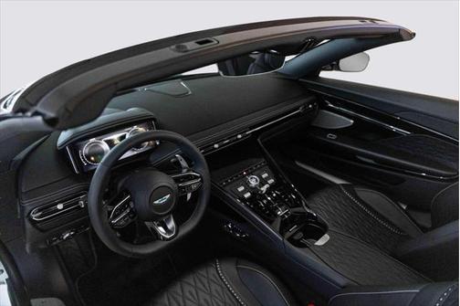 2025 Aston Martin DB12 Volante