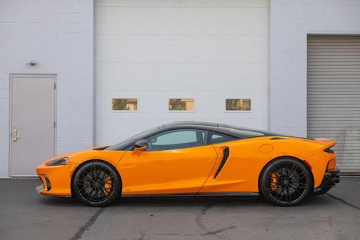 McLaren Orange 2025 McLaren GTS