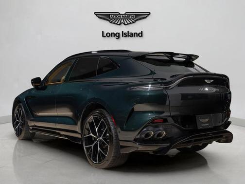 2026 Aston Martin DBX 707