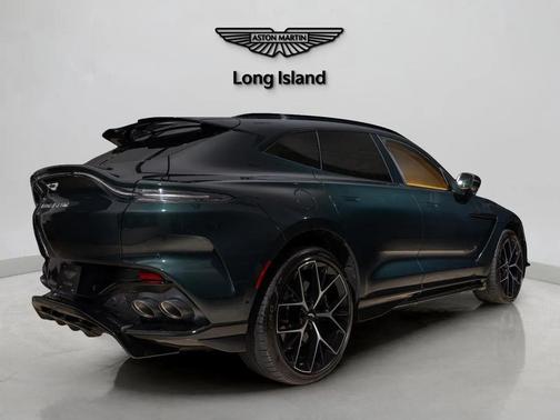 2026 Aston Martin DBX 707