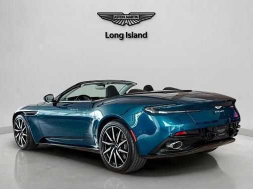 2021 Aston Martin DB11 Volante