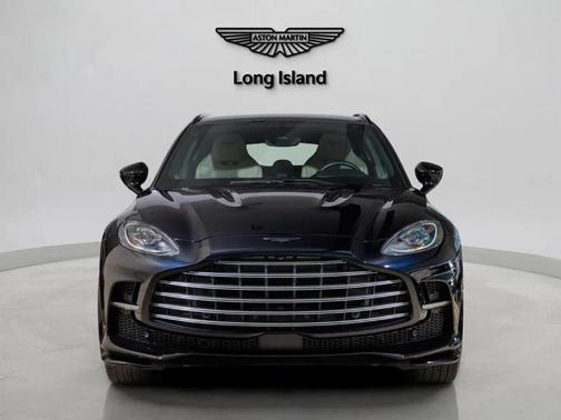 2025 Aston Martin DBX 707