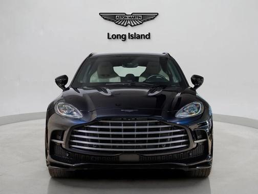 2025 Aston Martin DBX 707