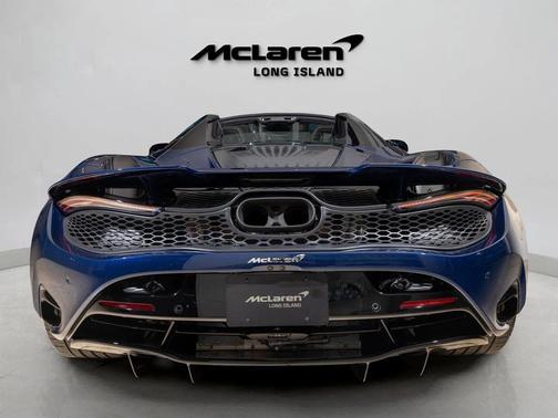 2026 McLaren 750S Base