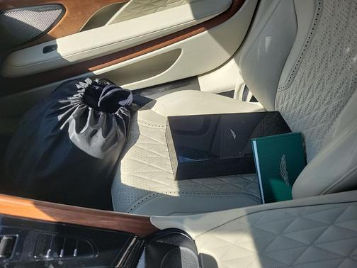 Ultramarine Black 2024 Aston Martin DB12 Volante