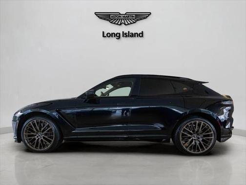 2025 Aston Martin DBX 707