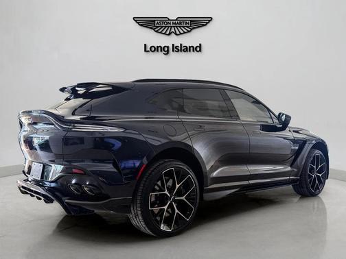 2026 Aston Martin DBX 707