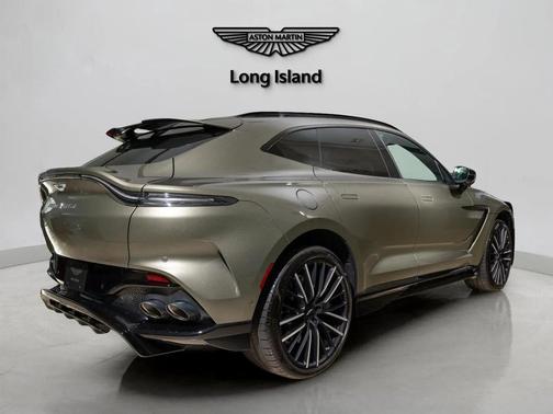 2026 Aston Martin DBX 707