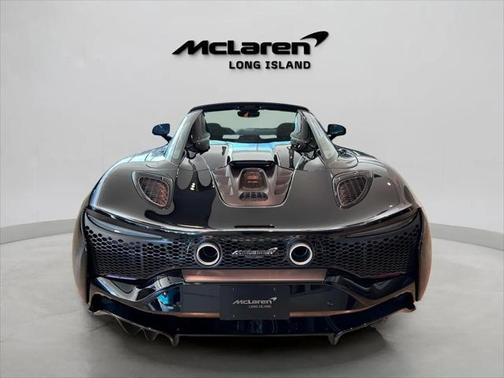 2025 McLaren Artura
