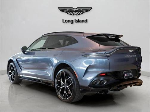 2025 Aston Martin DBX 707