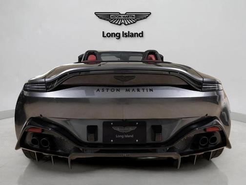 2023 Aston Martin Vantage