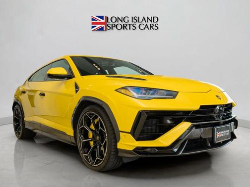 Giallo Inti Metallic 2024 Lamborghini Urus Performante