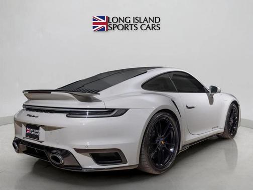 2022 Porsche 911 Turbo S