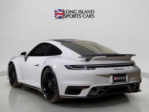 2022 Porsche 911 Turbo S