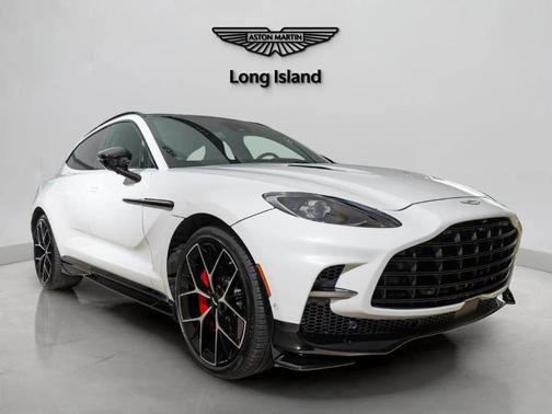 2025 Aston Martin DBX 707