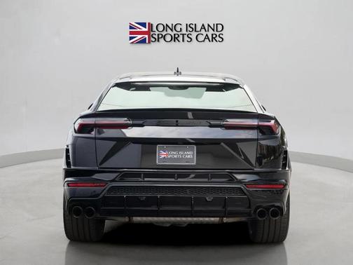 2023 Lamborghini Urus S