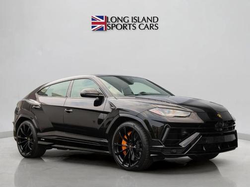 2023 Lamborghini Urus S
