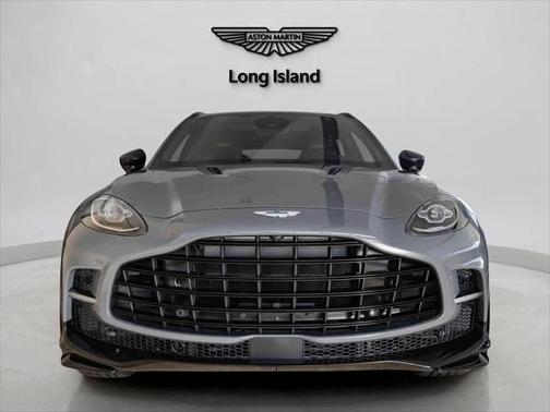 2025 Aston Martin DBX 707