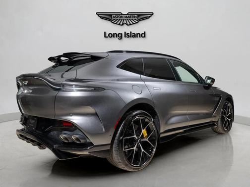 2026 Aston Martin DBX 707