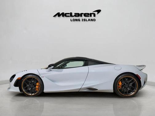 2026 McLaren 750S Base