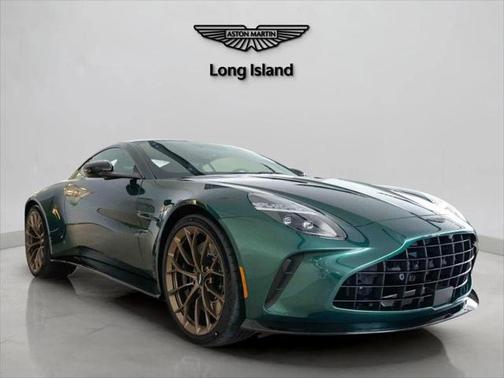 2025 Aston Martin Vantage Base
