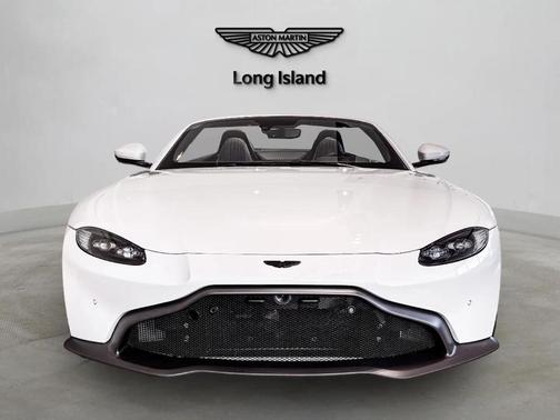 2023 Aston Martin Vantage 