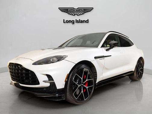 2025 Aston Martin DBX 707