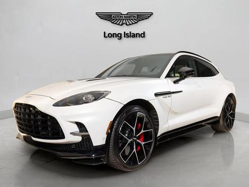 2025 Aston Martin DBX 707