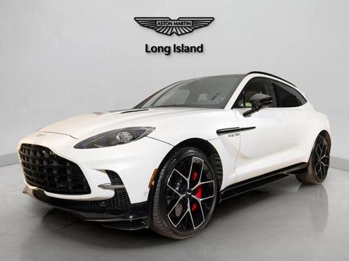 2025 Aston Martin DBX 707