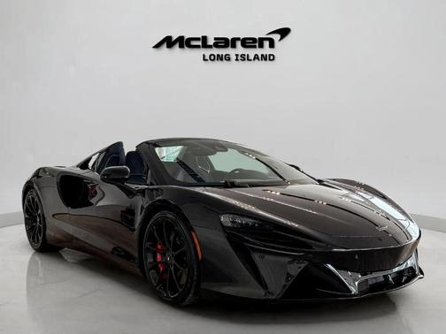 Onyx Black 2026 McLaren Artura SPIDER