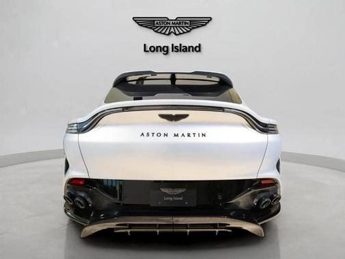 2026 Aston Martin DBX 707