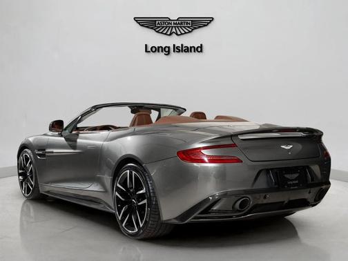 2016 Aston Martin Vanquish Volante