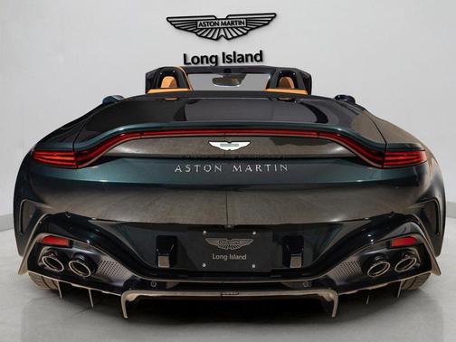 2026 Aston Martin Vantage Base