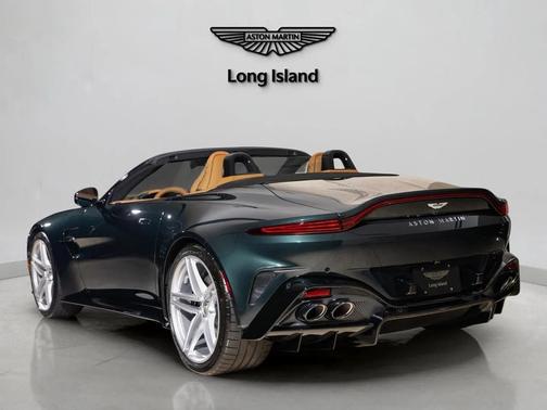 2026 Aston Martin Vantage Base