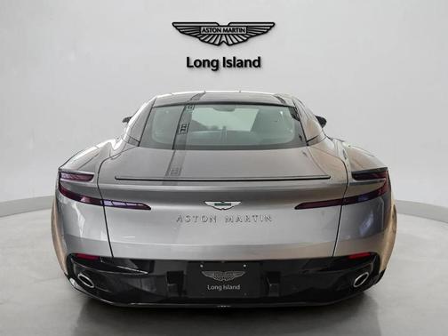 Spirit Silver 2024 Aston Martin DB12 Base